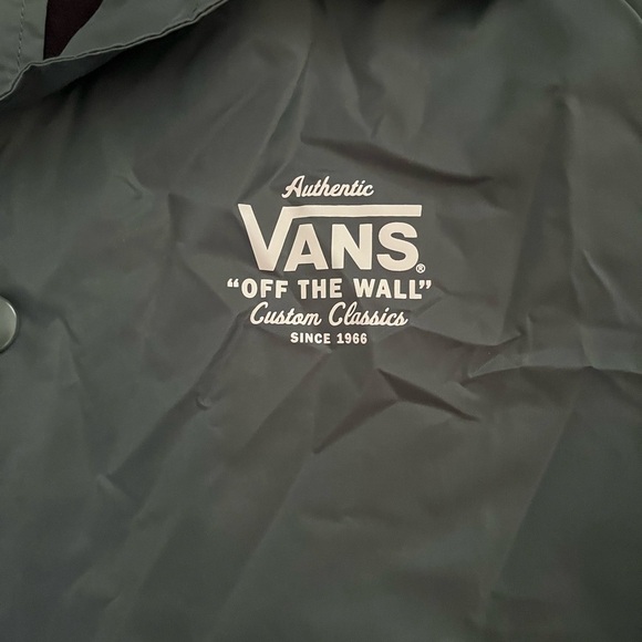 Vans Men's Olive Windbreaker Jacket - Picture 3 of 8